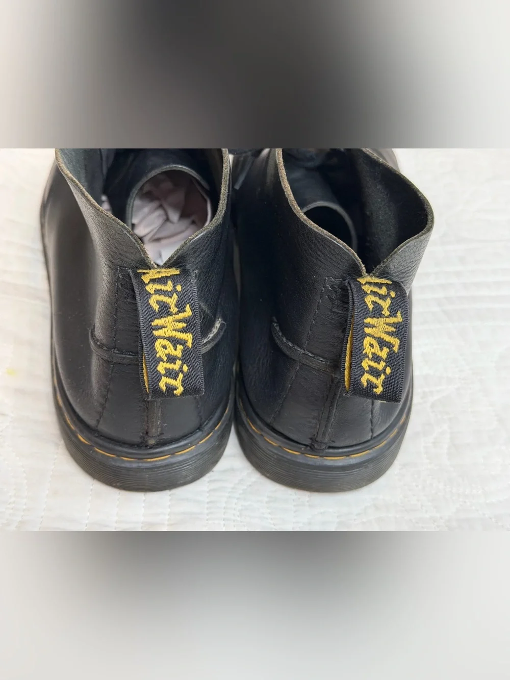 Dr. Martens Ember Black Leather Chukka Ankle Boots Shoes Lace Up Men's Size 11